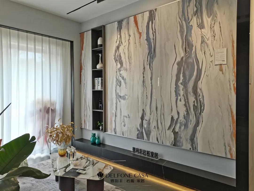 探店速遞 | 德利豐滕州巖板展館，呈現(xiàn)獨(dú)特空間美感(圖2)
