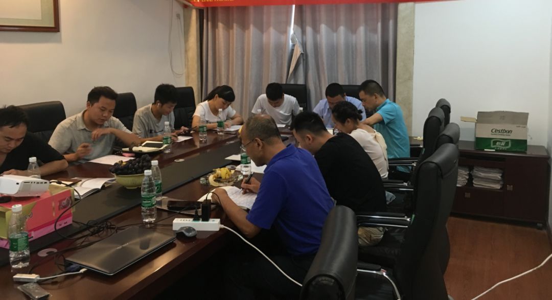 只做將軍不做兵！德利豐家居紅安縣終端實戰(zhàn)特(圖2)